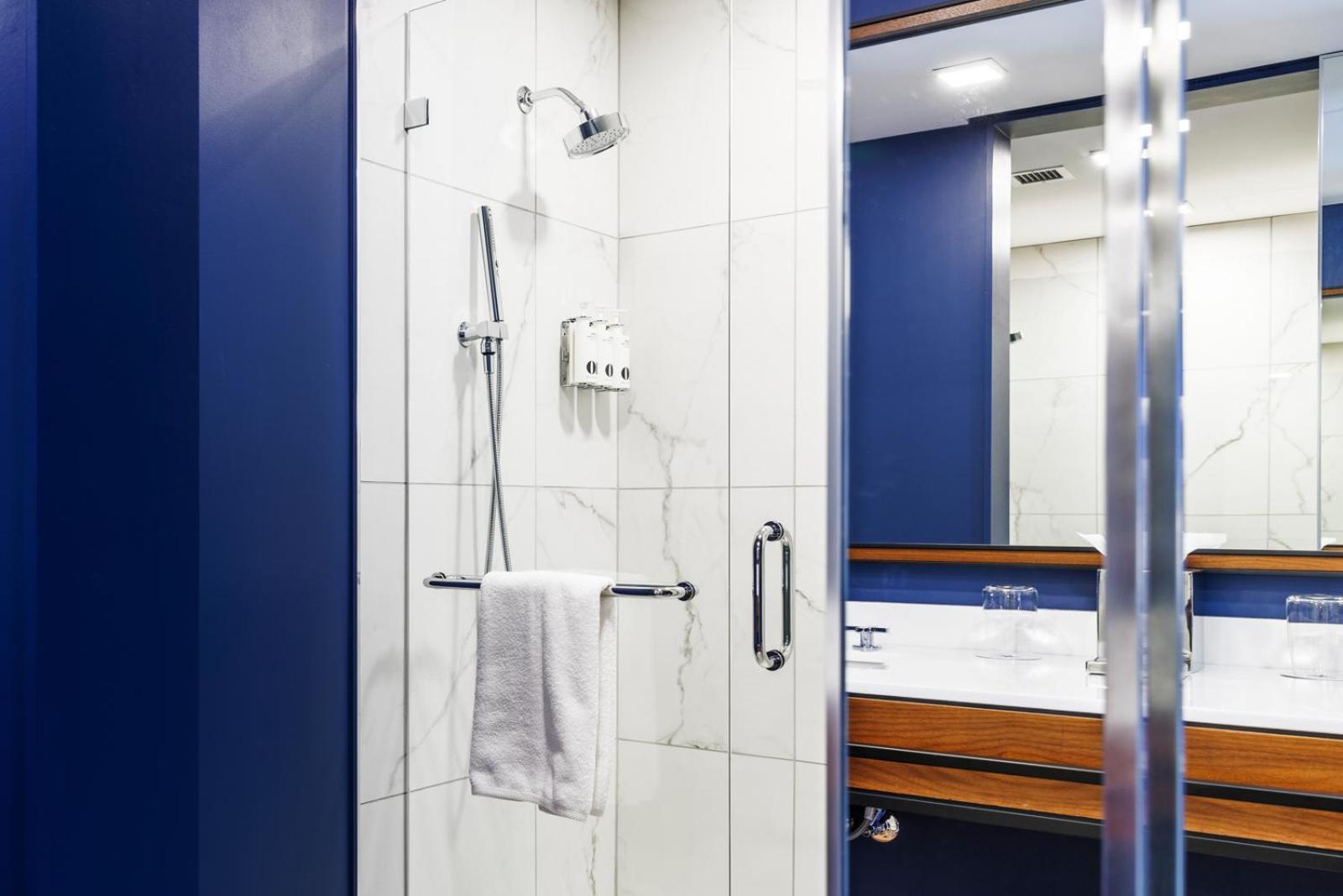 Hotel Polaris Gleneagle Eksteriør billede